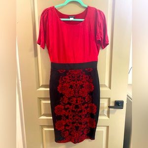 Venus Ladies Dress Size M.